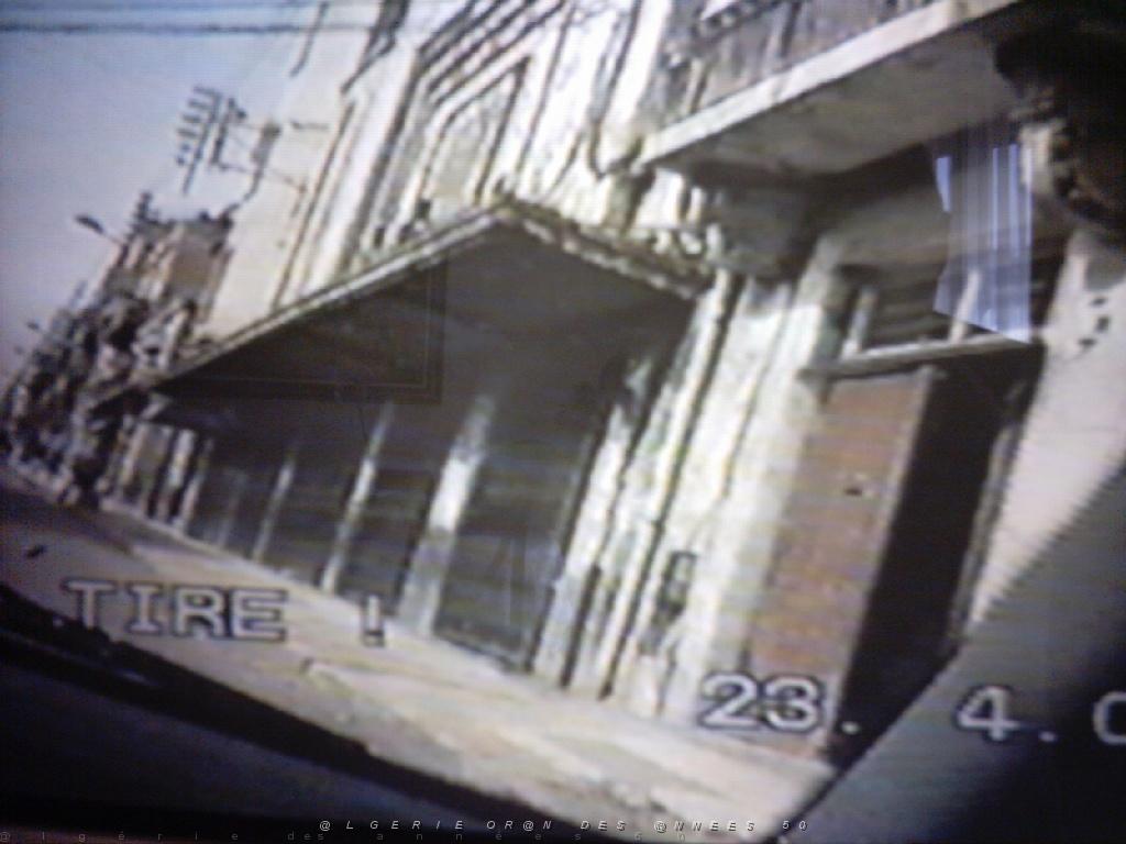VOYAGE DU 22 29 04 2006 790 Cinema Rex. av de Tlemcen.jpg